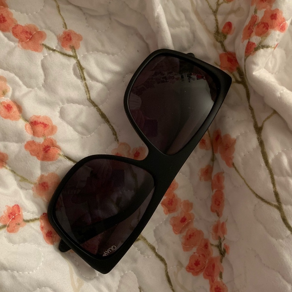 QUAY AUSTRALIA X DESI PERKINS OTL II